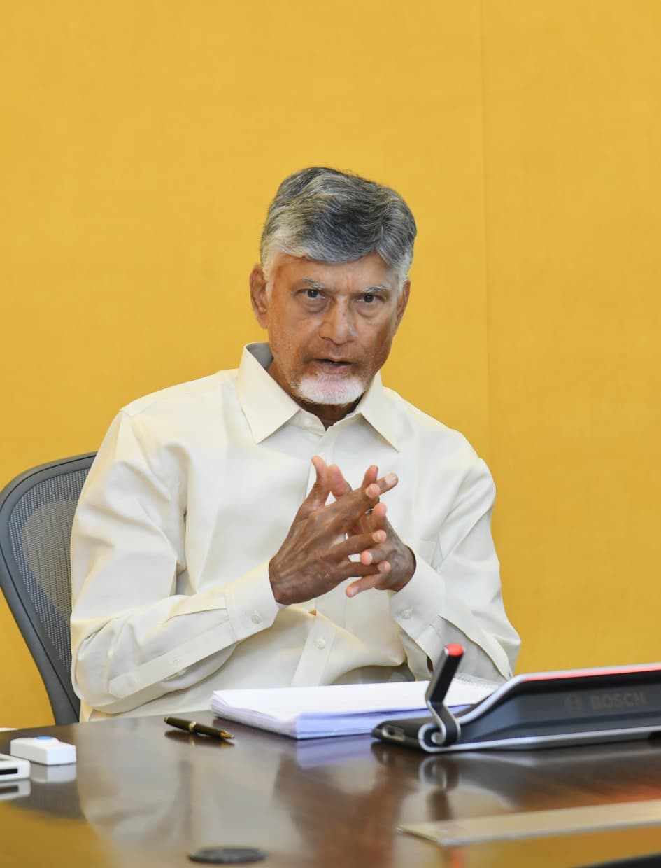 వైసీపీకి రాజకీయ పార్టీకి ఉండాల్సిన లక్షణాలు ఏమాత్రం లేవు: సీఎం చంద్రబాబు
