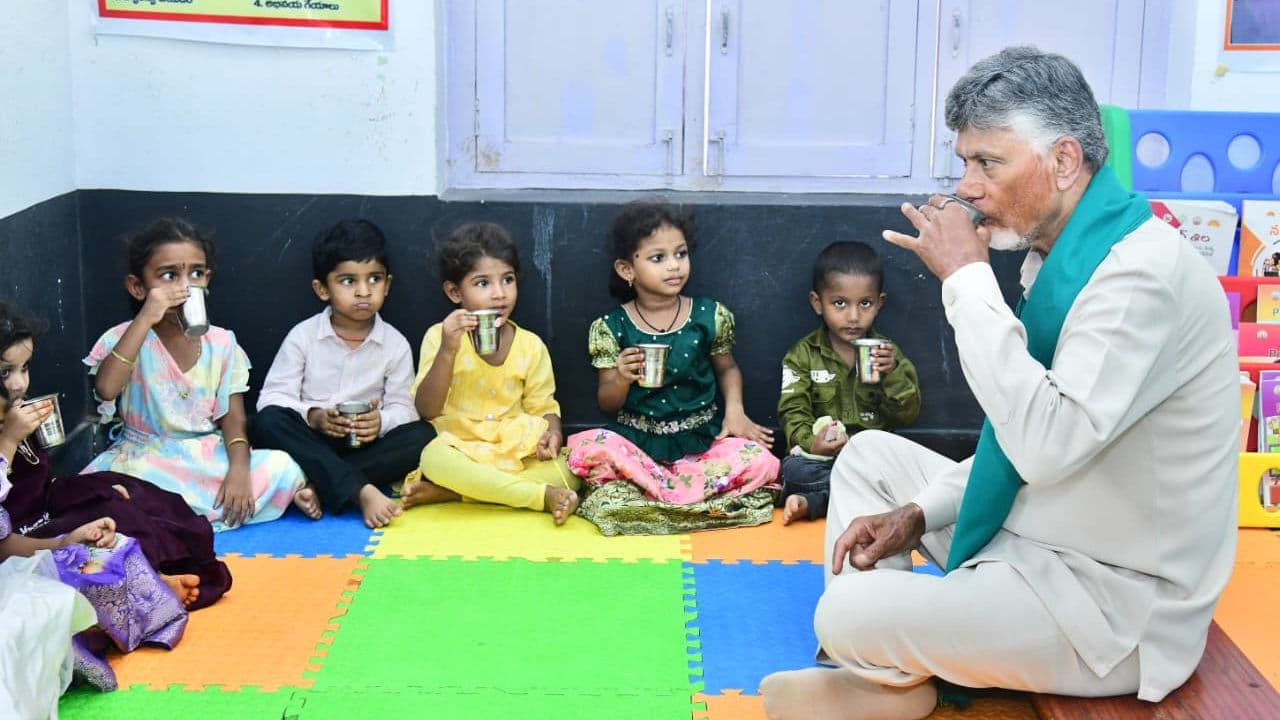 Chandrababu Naidu Shares Ragi Malt with Anganwadi Children,